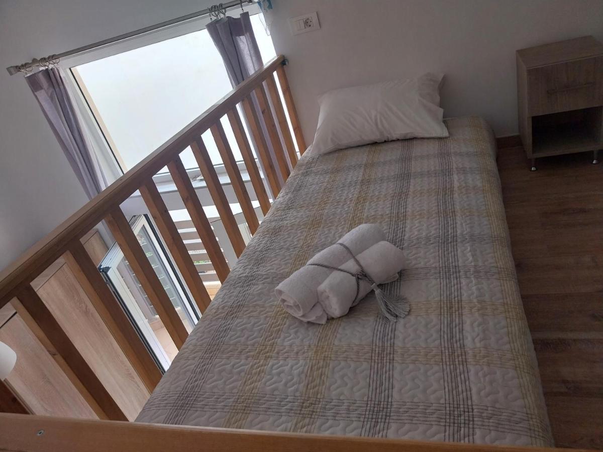 Ferienwohnung The Getaway Agia Marina Exterior foto